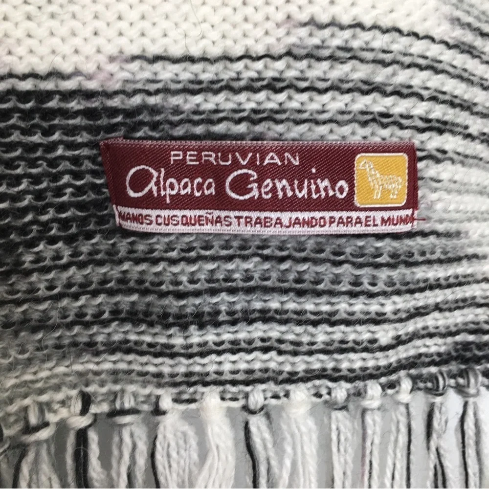 Peruvian Alpaca Genuino Soft Cozy Knit Winter Scarf Gray Cream Fringe Unisex